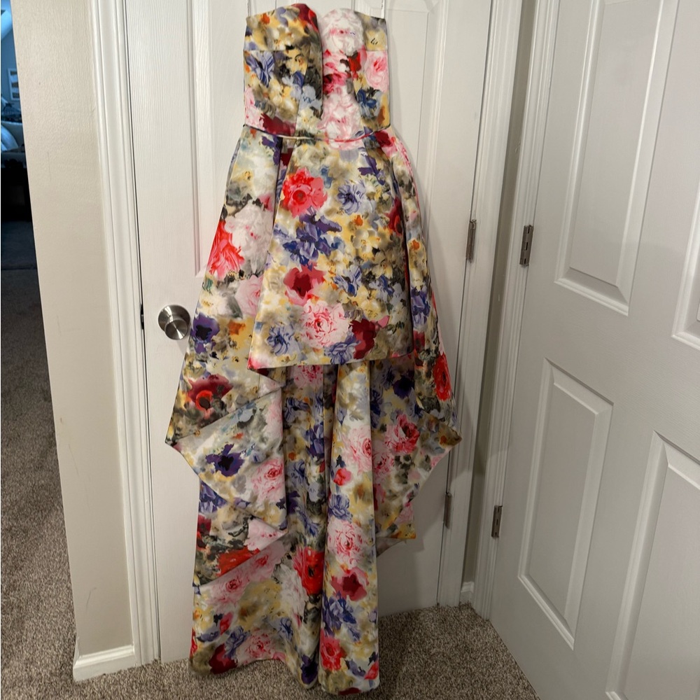 Floral High-Low Sherri Hill size 4